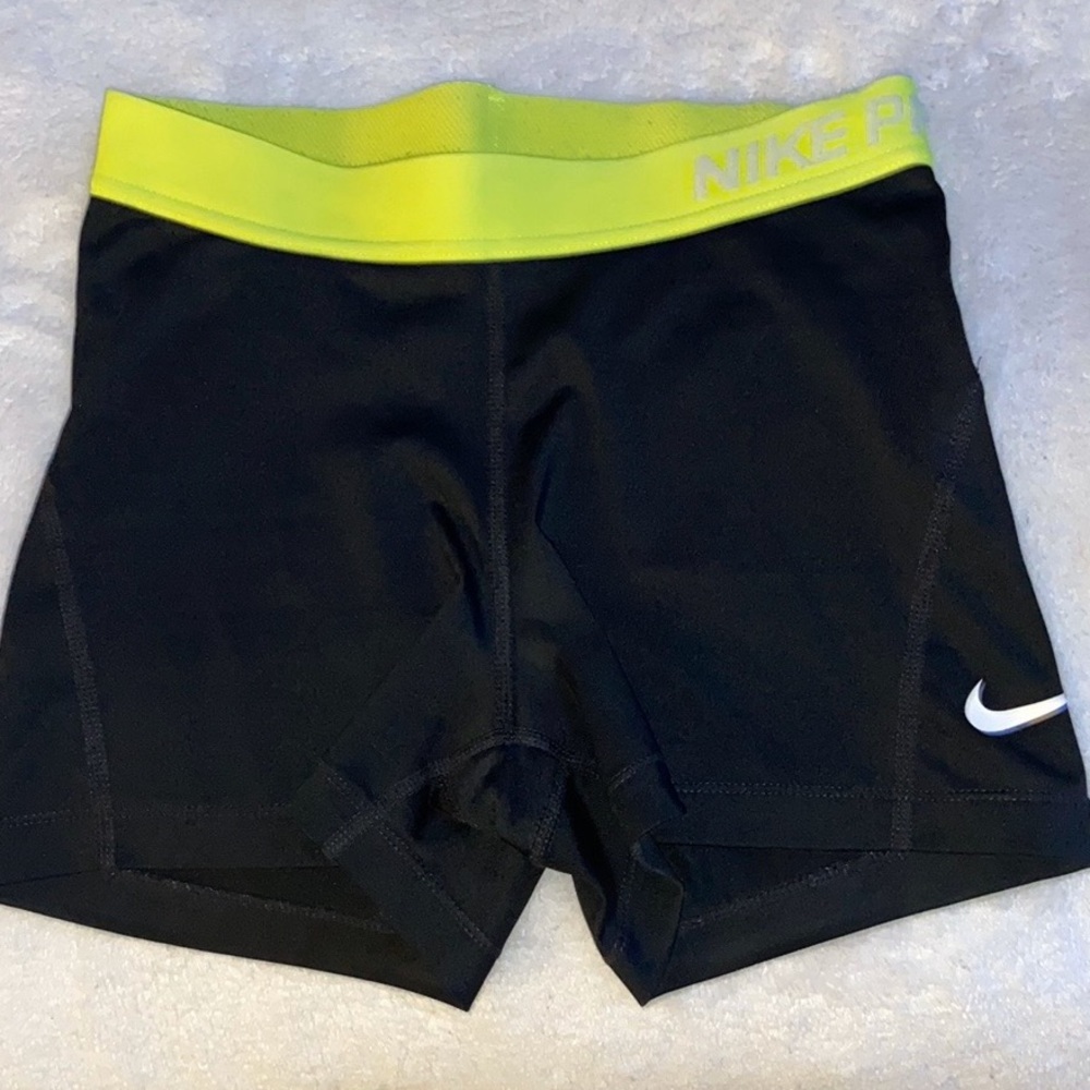 Nike Pros MEDIUM